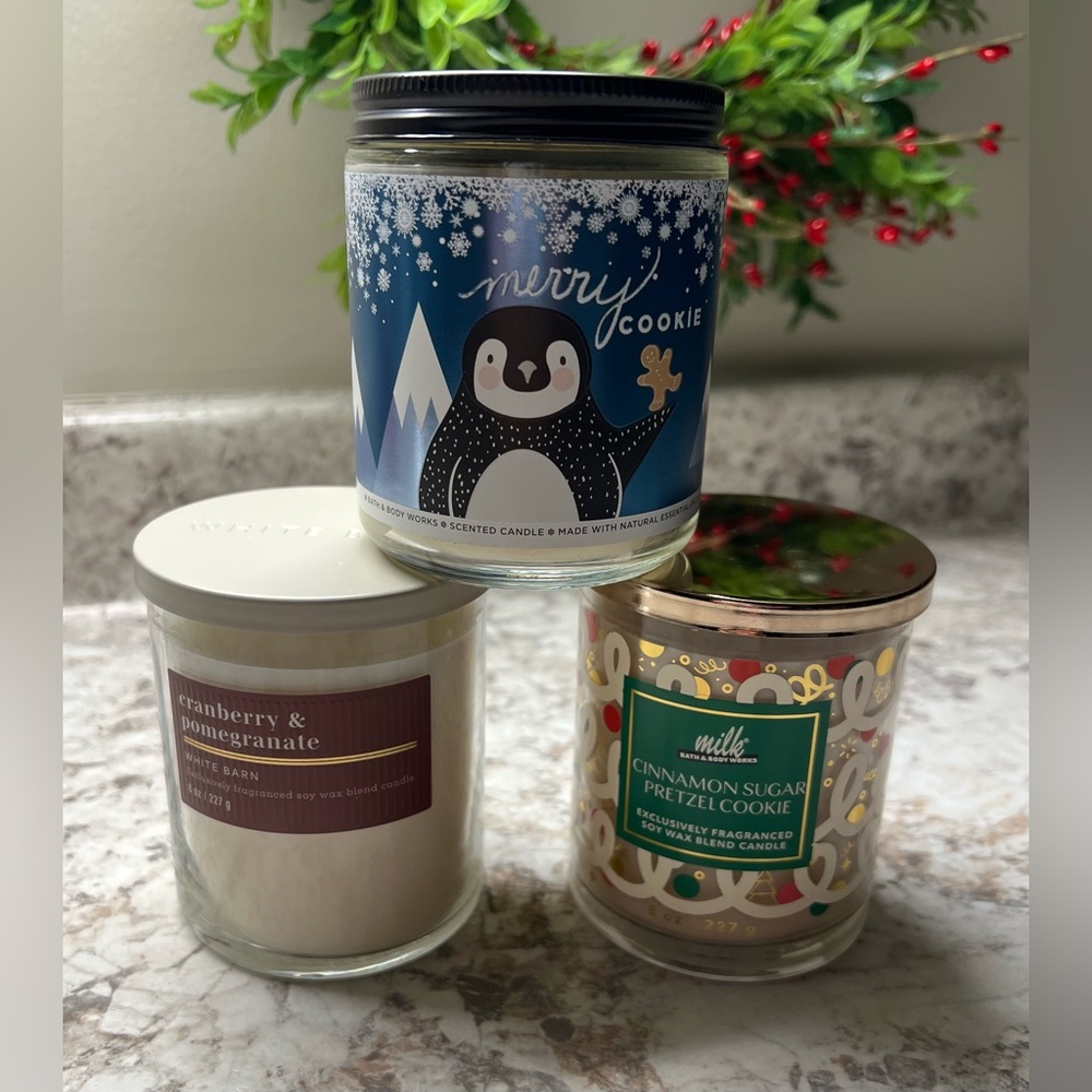 SET OF 3 NEW Bath & Body Works holiday season scented single wick candles